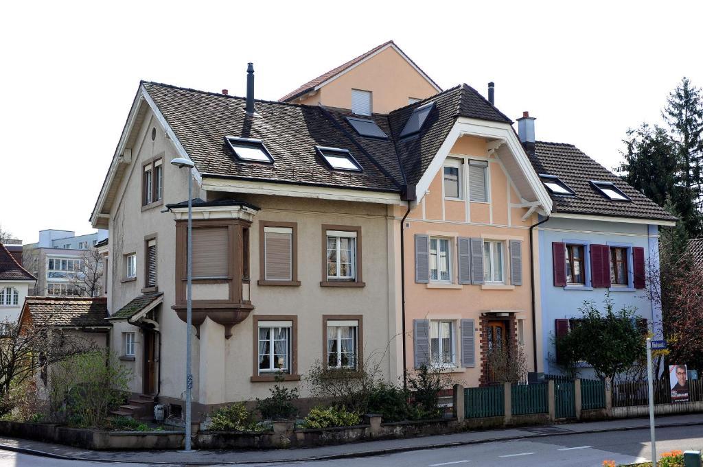 Birsfelden Niros Bed & Breakfast المظهر الخارجي الصورة